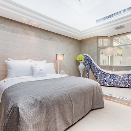 Six Star Motel-Taoyuan Zewnętrze zdjęcie