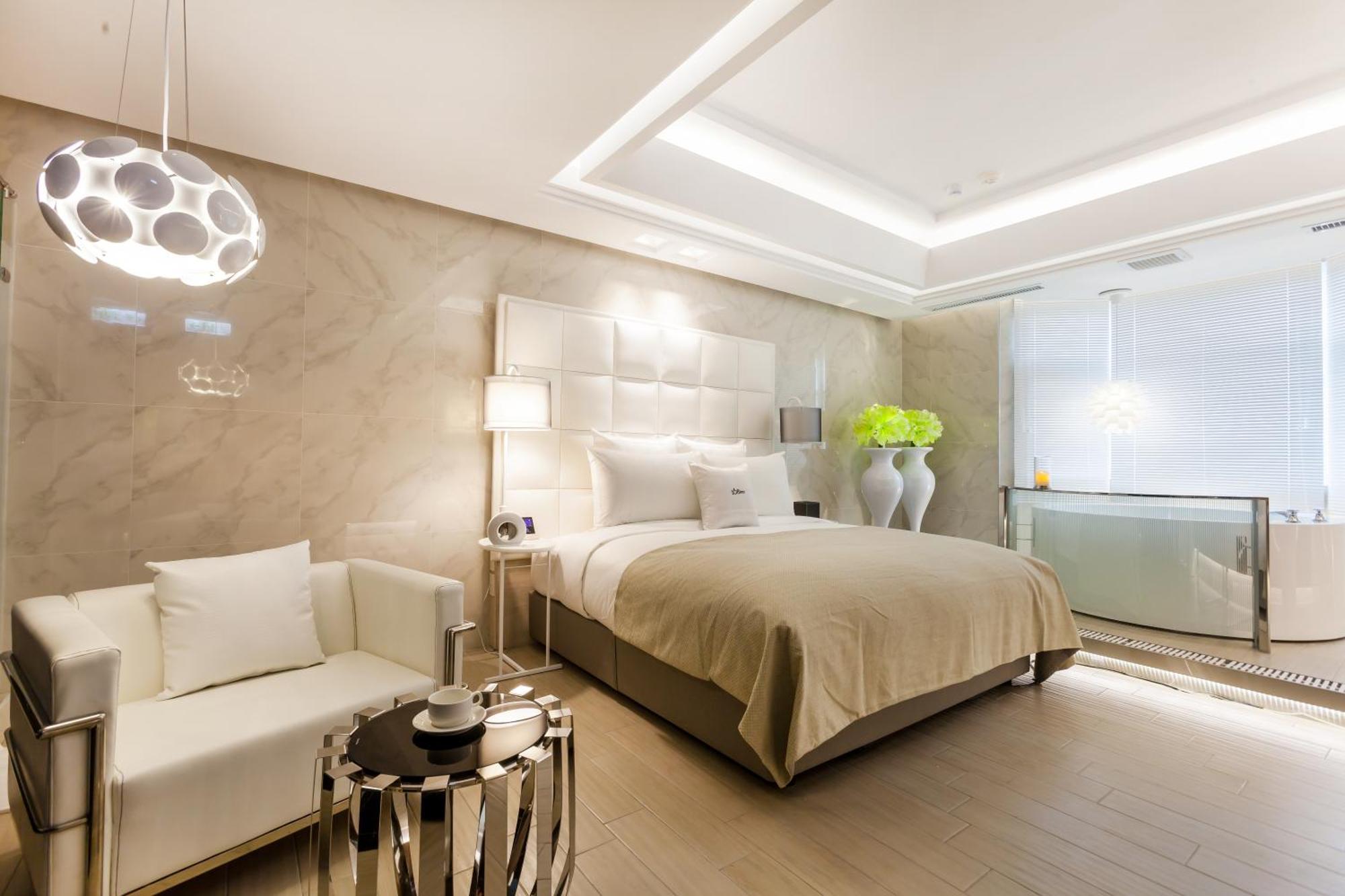 Six Star Motel-Taoyuan Zewnętrze zdjęcie