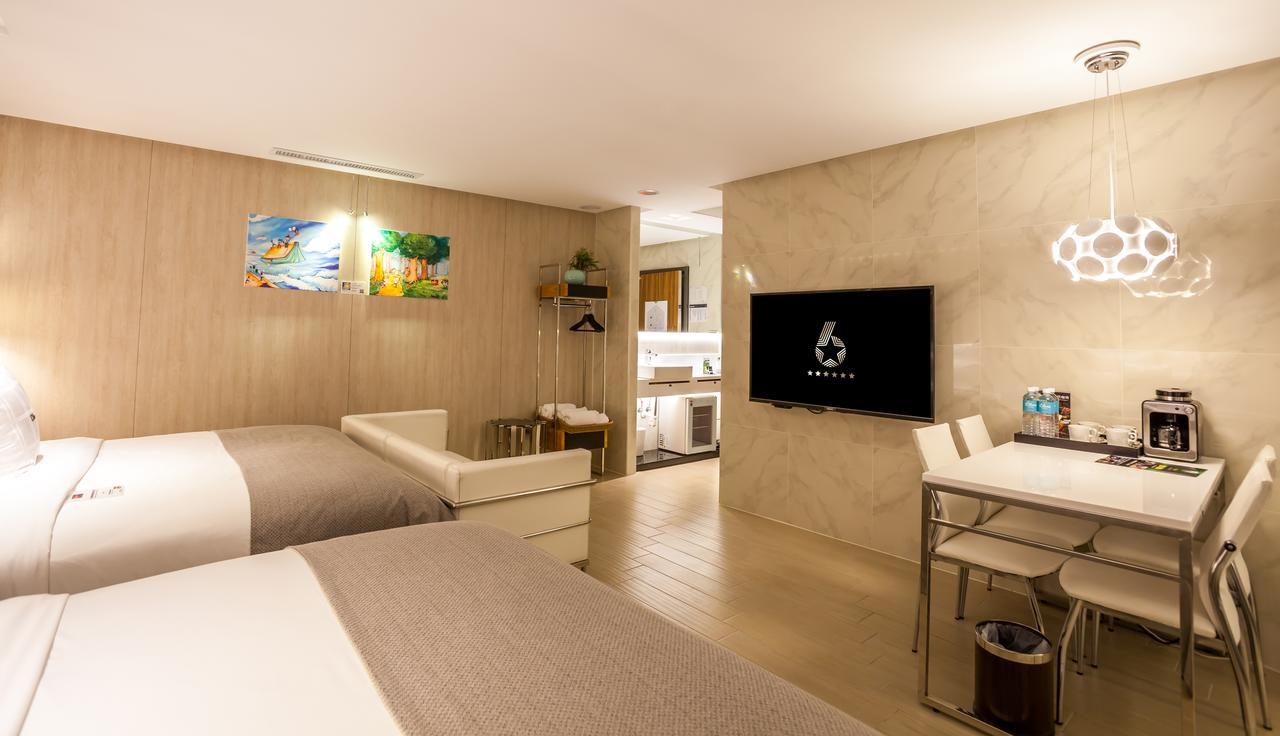Six Star Motel-Taoyuan Zewnętrze zdjęcie